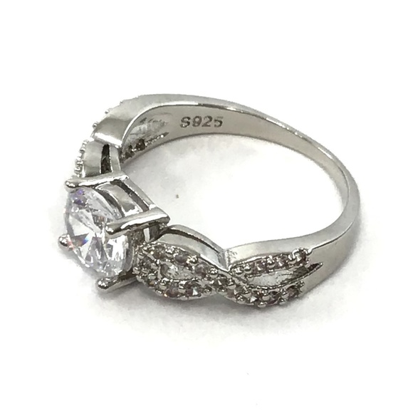 NEW 925 Sterling Silver 1.5  Cubic Zirconia Ring Size 7 or Size 8 - Picture 8 of 8
